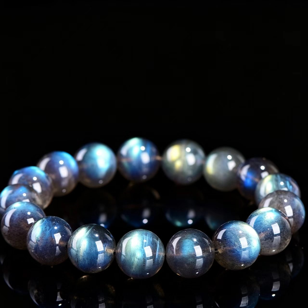 Labradorite Bracelet - Image 3